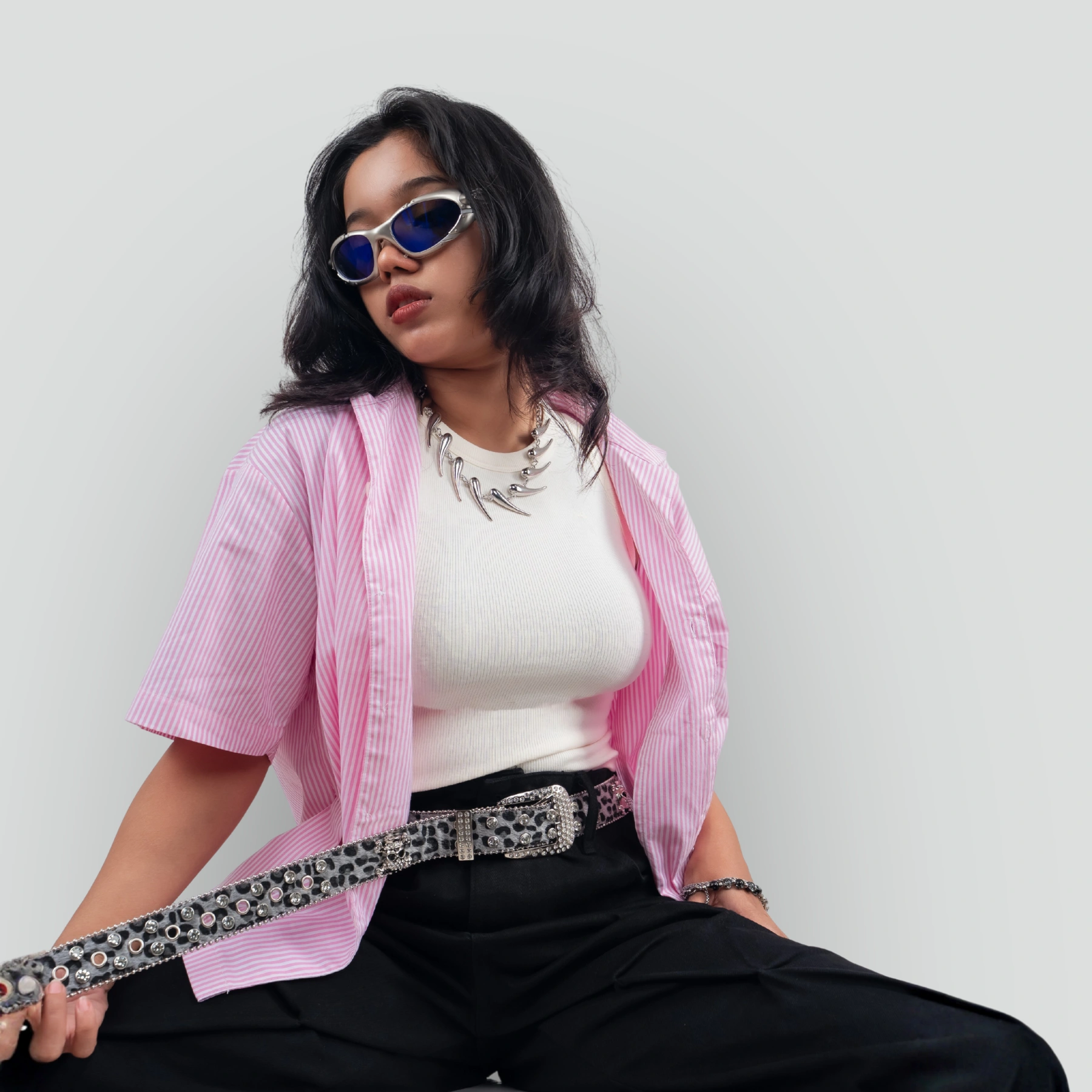 Womans Pinkfire boxy embroidery shirt - Image 8