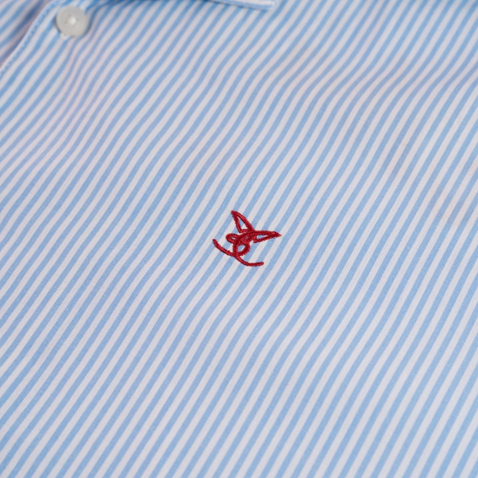 Bluefire boxy embroidery shirt - Image 6